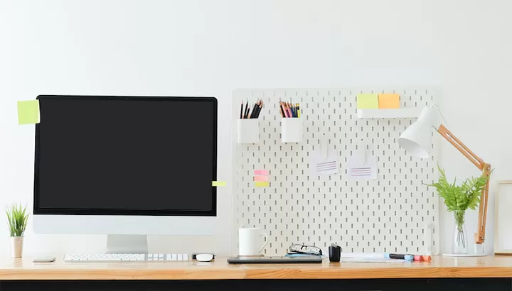 desk.png